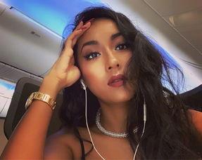 最新爆料猫女女友图片视频,性感魅力引发热议